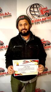 CjYKMlNuYXBjaGF0LzEzLjIxLjAuNDQgKGlQaG9uZTE1LDM7IGlPUyAxOC4xLjE7IGd6aXApIAI=